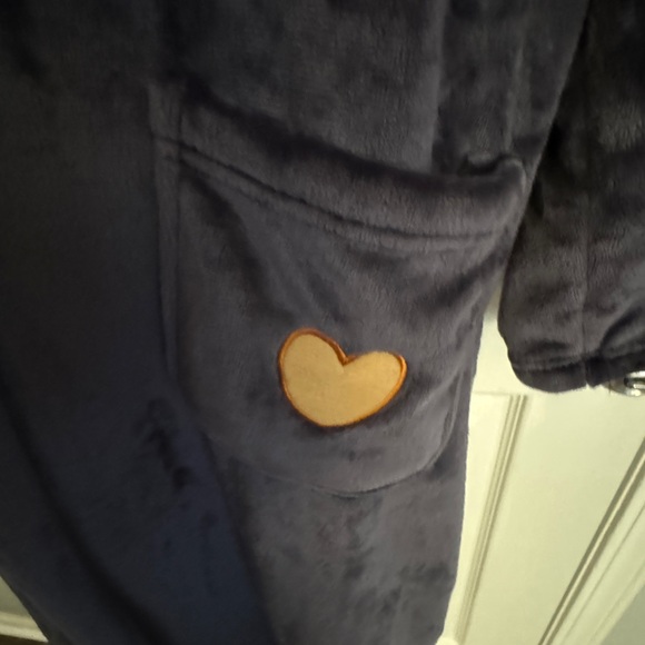 Woman’s XL Snuggie Slanket cozy warm robe w hood - Picture 2 of 4